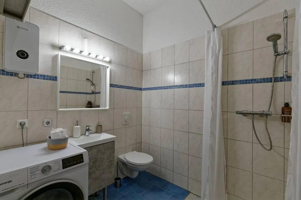 Wohnung 3 Neben Warschauer Platz Und Spree Berlín